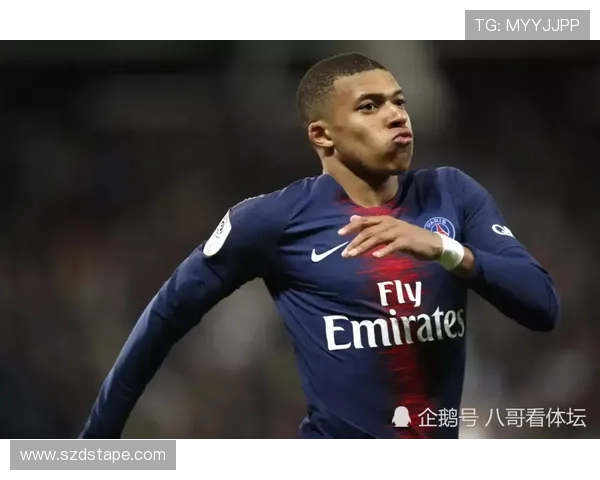 全球足球巨星动态更新最新赛季表现与转会消息一览