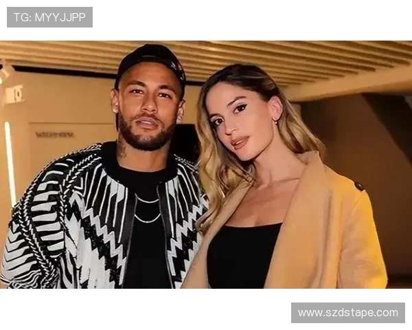 内马尔女儿的成长之路：足球明星的甜蜜家庭生活揭秘